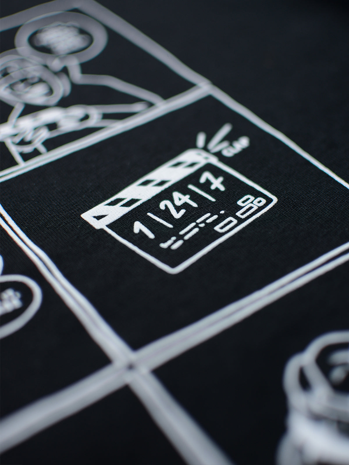 Action / T-Shirt