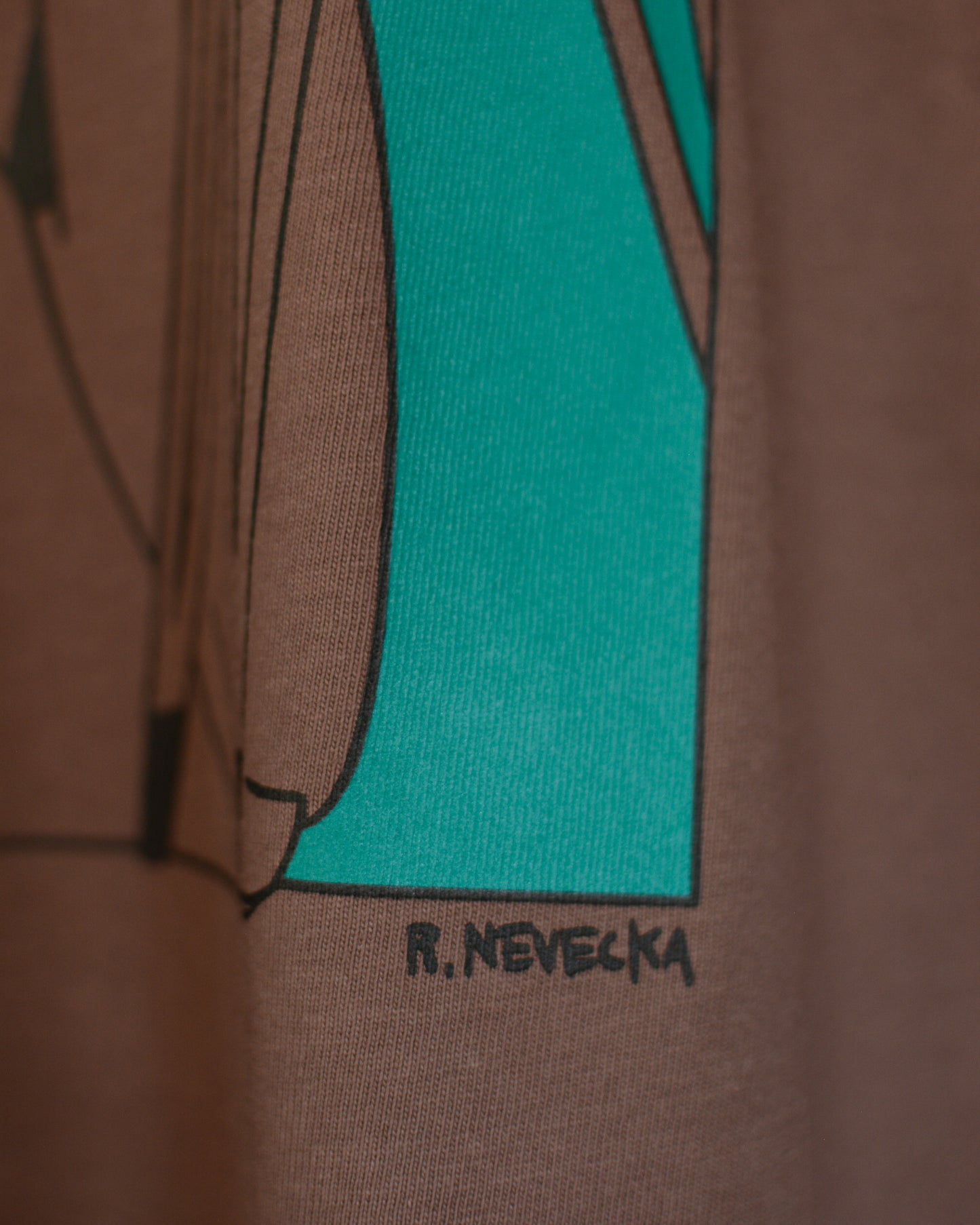 Green Camera / T-shirt